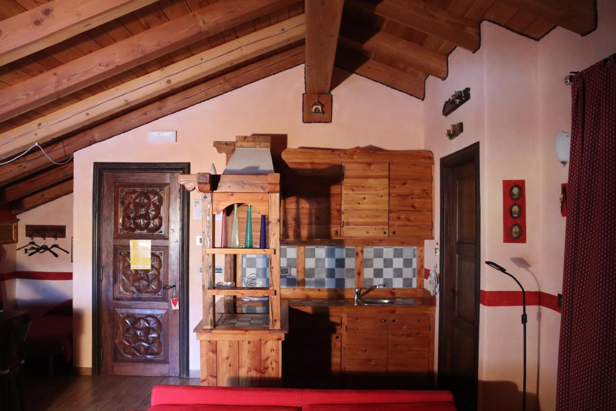 Agriturismo B&B Chevres A Cheval Charvensod Buitenkant foto