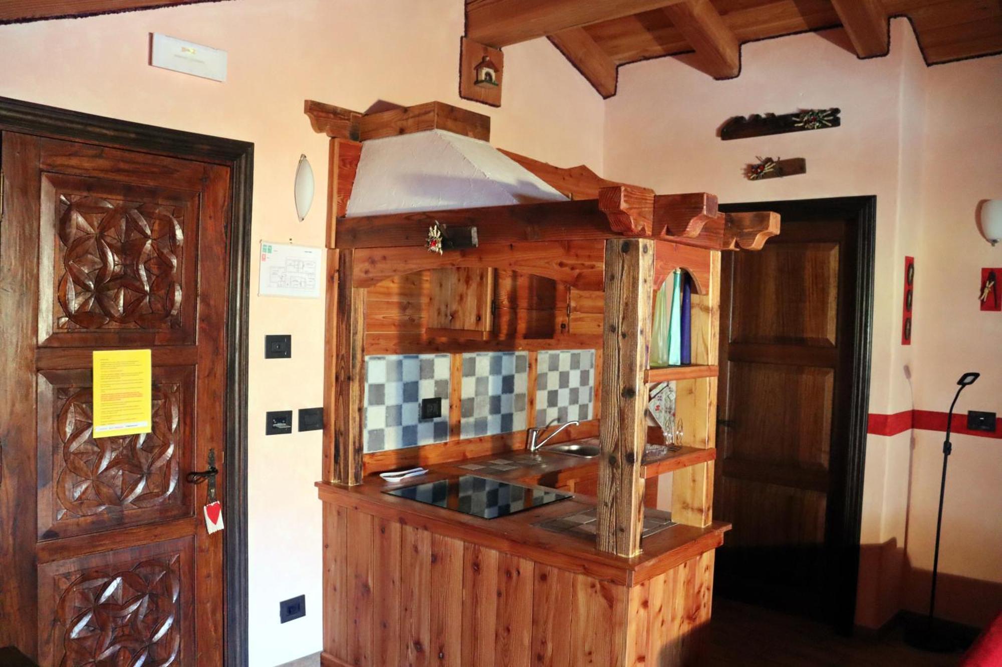 Agriturismo B&B Chevres A Cheval Charvensod Buitenkant foto